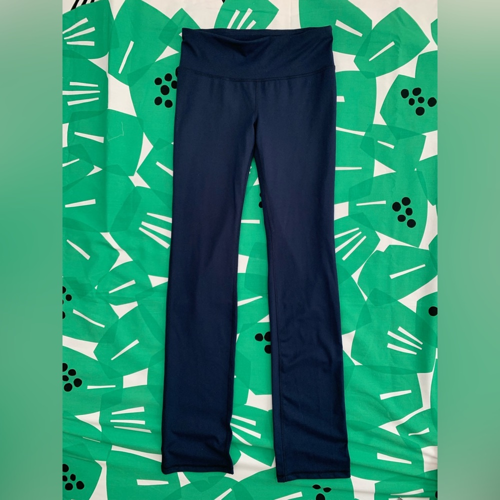 NWOT Amazon Essentials Yogas Pants Leggings Dark Blue